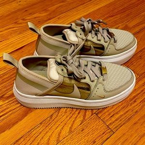 WOMEN'S NIKE COURT VISION ALTA TXT PLATFORM SNEAKERS - NEW, WITHOUT TAGS!